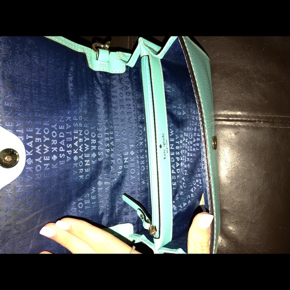 Kate Spade crossbody - Picture 4 of 4